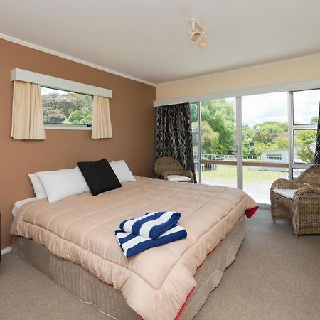 Waitangi Beach House Ngoại thất bức ảnh