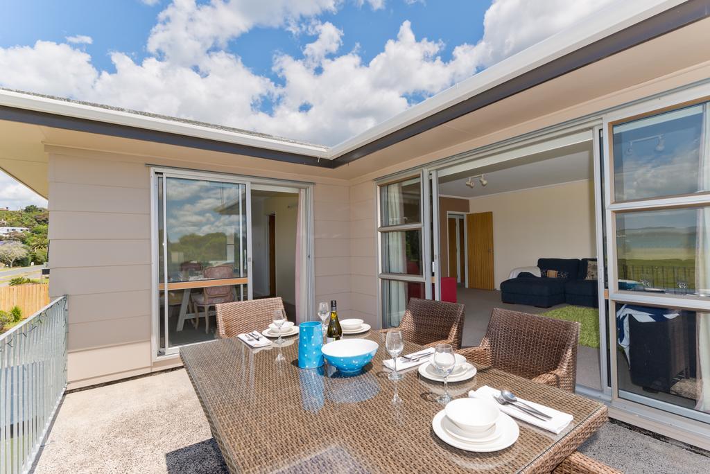 Waitangi Beach House Phòng bức ảnh